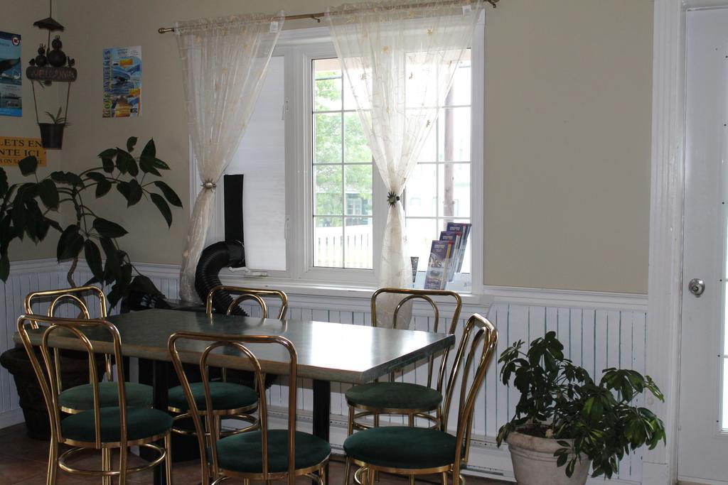 Auberge Chez Caro Sacre-Coeur المظهر الخارجي الصورة